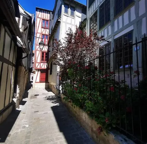 L'atelier Des Chanoines